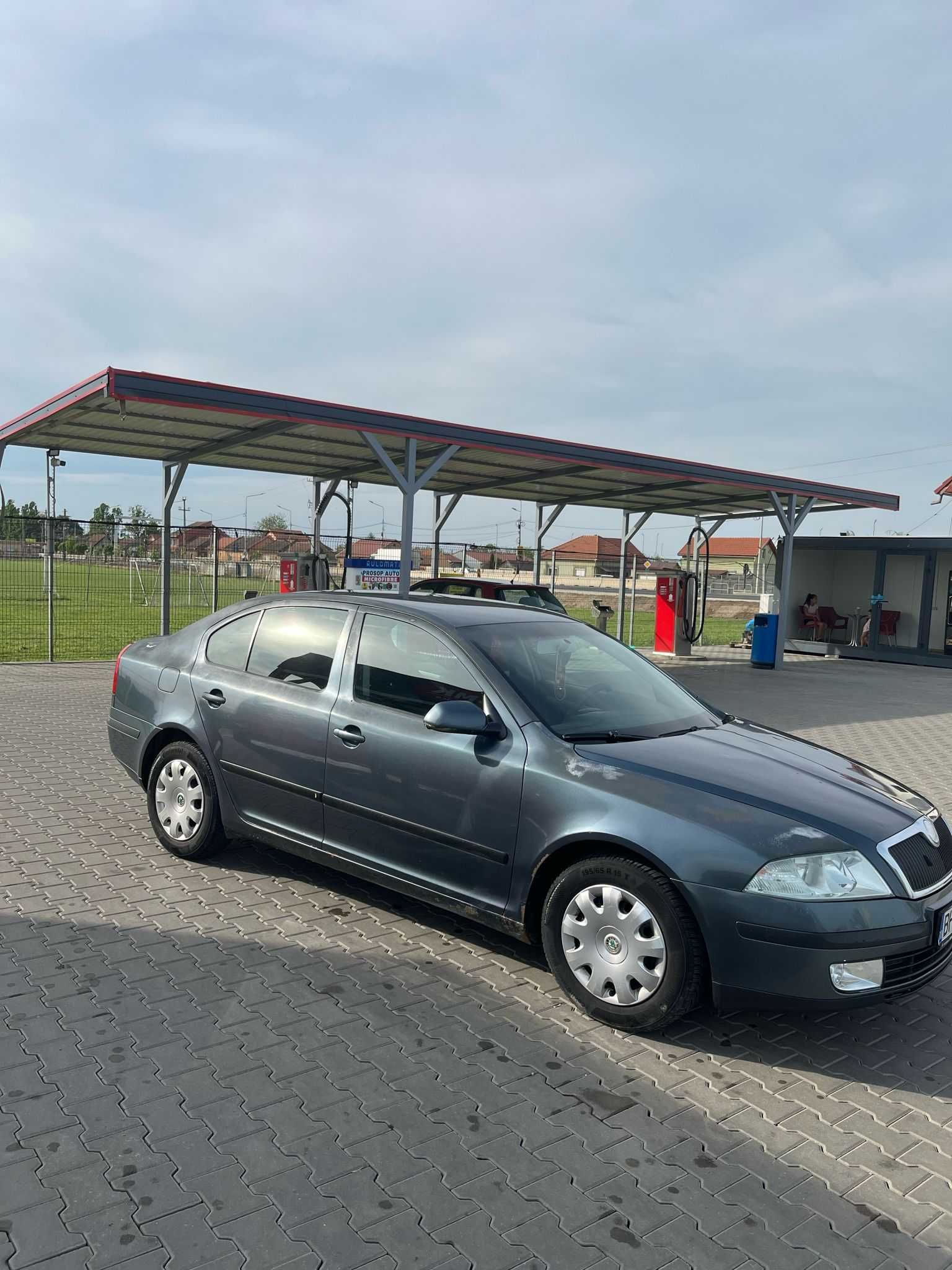 Vand Skoda Octavia 2 1.6 benzina