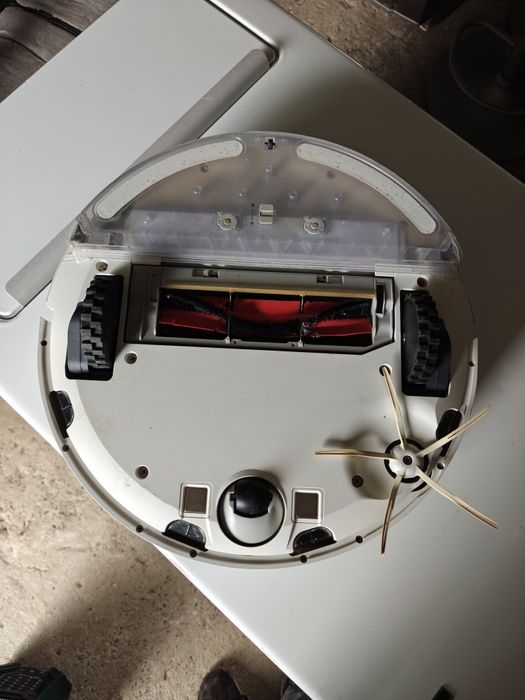 Aspirator robot Roborock s6