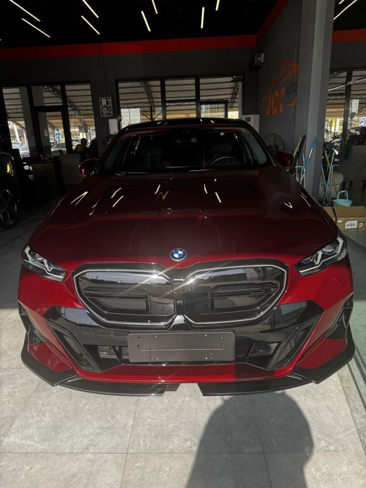 Bmw i5 35 L nalichie