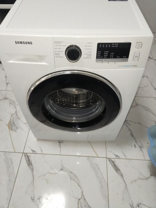 Продается стиральная машинка Самсунг 6кг