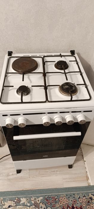 Продам Газовую плиту