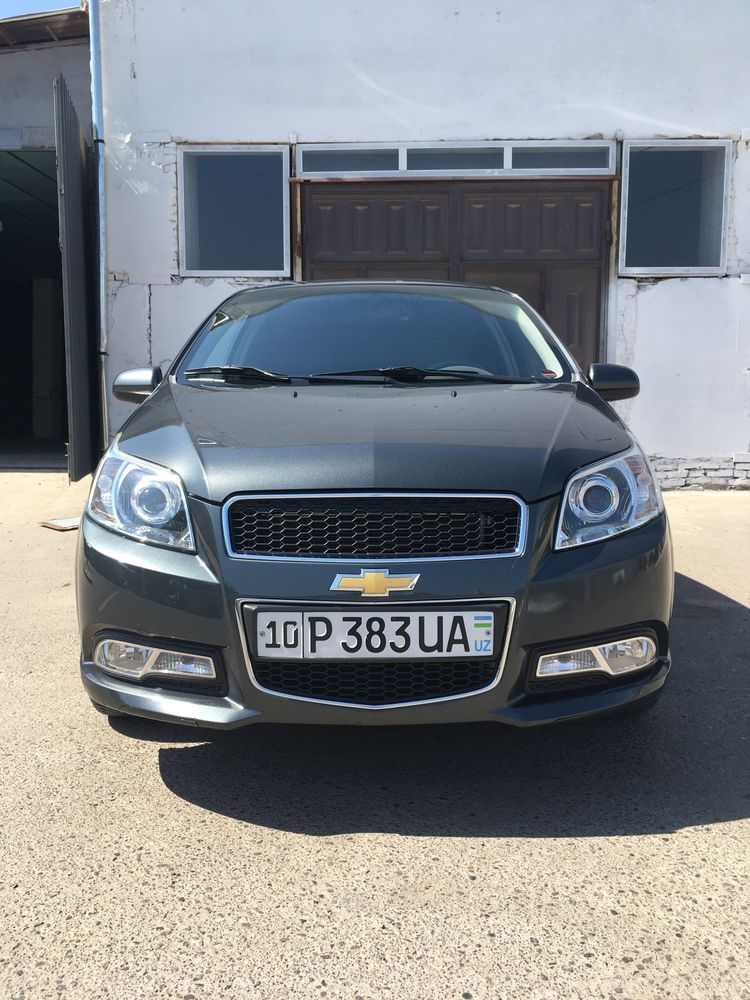 Продаётся Nexia 3