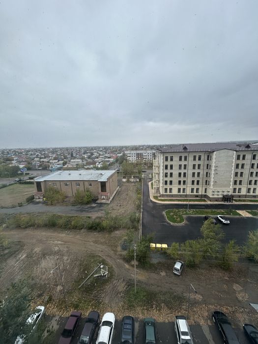 Продам 3х ком квартиру Ауэзова 61/1