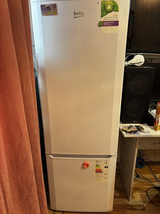 Холодильник beko
