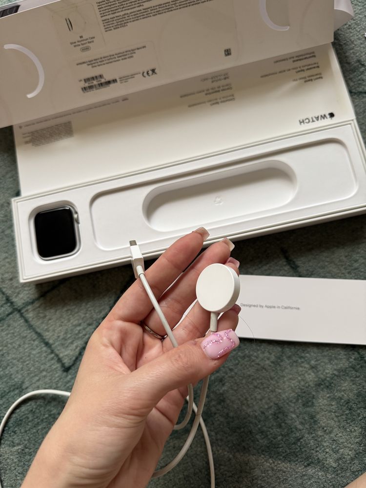 Apple Watch SE 44mm Silver Aluminum