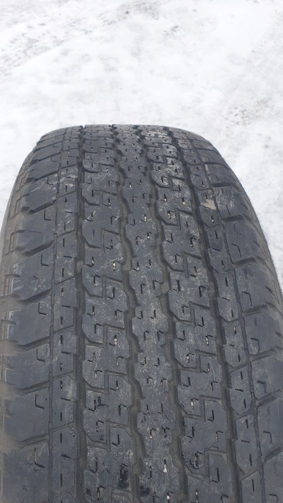 Продам комплект летней резины Bridgestone Dueler H/T 265/65/ 17