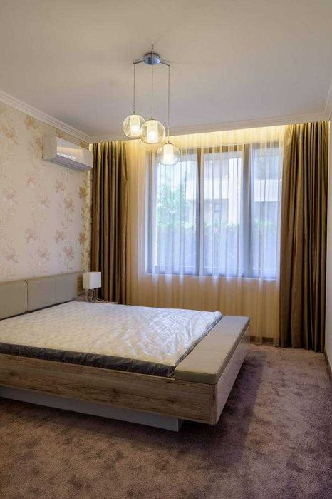 Продава се Четиристаен апартамент в София, Младост 2 - 110 кв.м за 1637 €/кв.м - Снимка #7