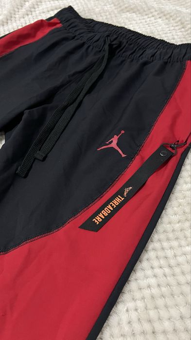 Pantaloni jordan