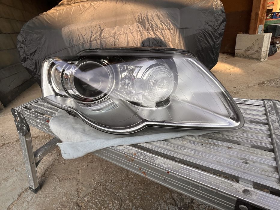 Фар ОЕМ за Vw Passat b6 (Десен биксенон фар)