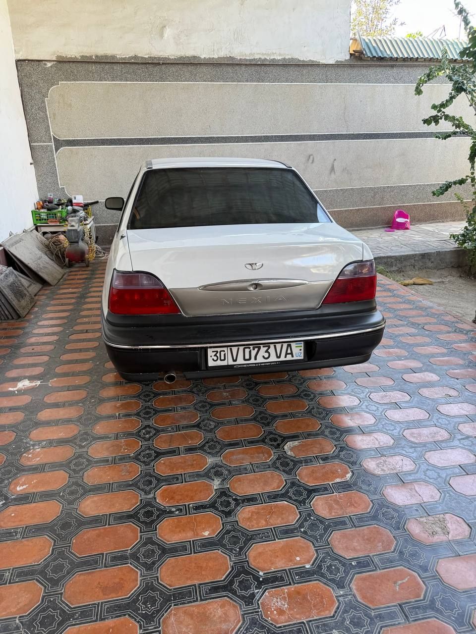 Nexia 1 srochniy sotiladi
