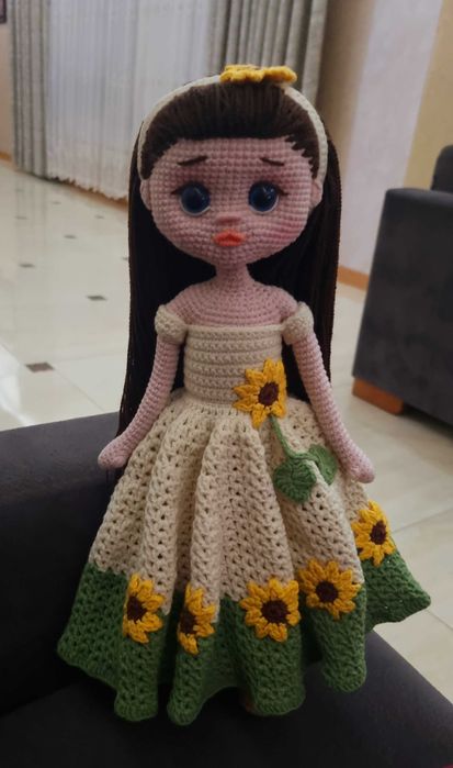 Ръчно плетена кукла