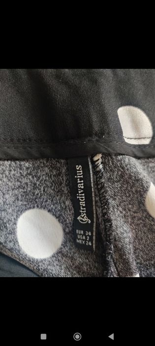 Pantaloni eleganti  cu buline, marca Stradivarius, marimea 34