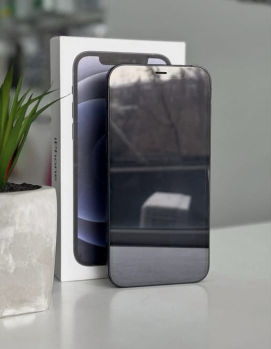 Iphone 12 продается