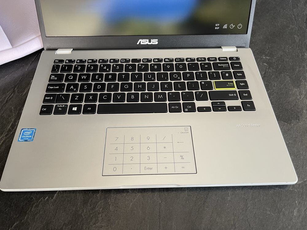 Лаптоп ASUS E410M, 14
