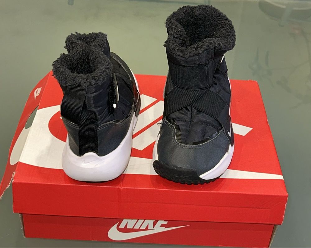 Ботуши Nike размер 32