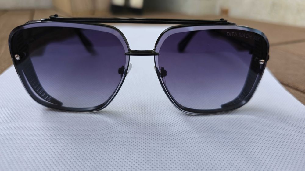 Ochelari de soare Dita