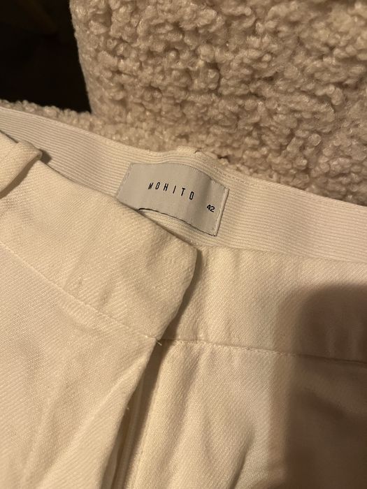 Панталон с високо съдържание на лен