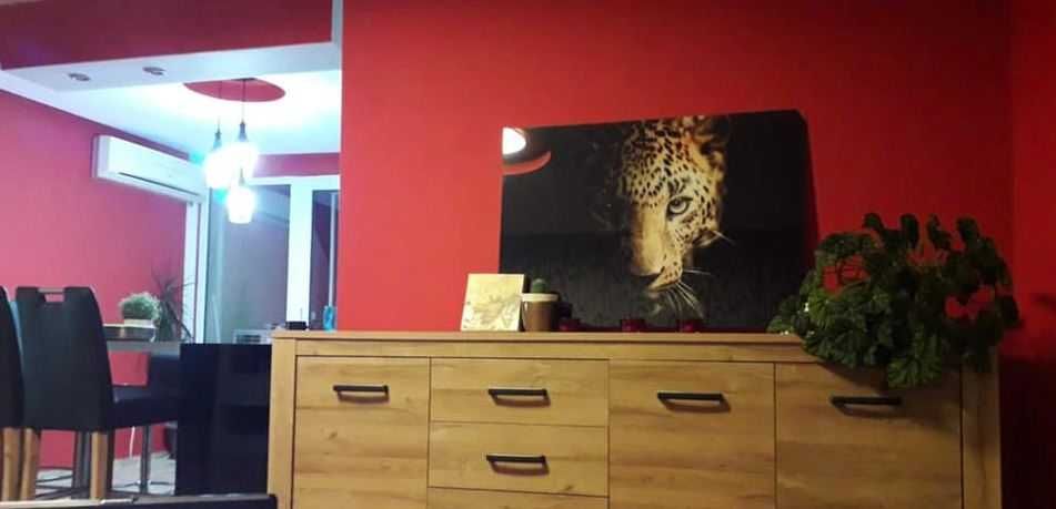 Дава се под наем Двустаен апартамент в София, Дианабад - 76 кв.м за 360 € - Снимка #2