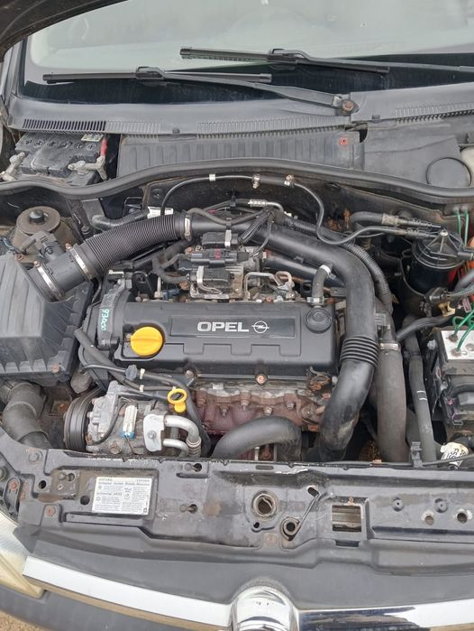 De vanzare opel corsa c stare buna masina are clima baga și cal și rec