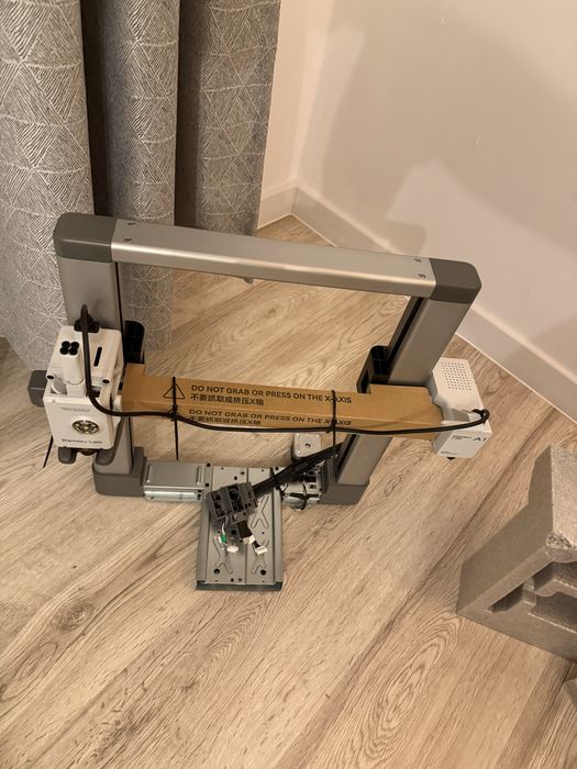 Imprimanta Bambu Lab A1 Combo Noua, Garantie