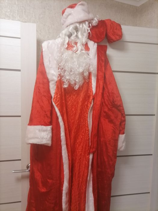 Продам костюм деда мороза