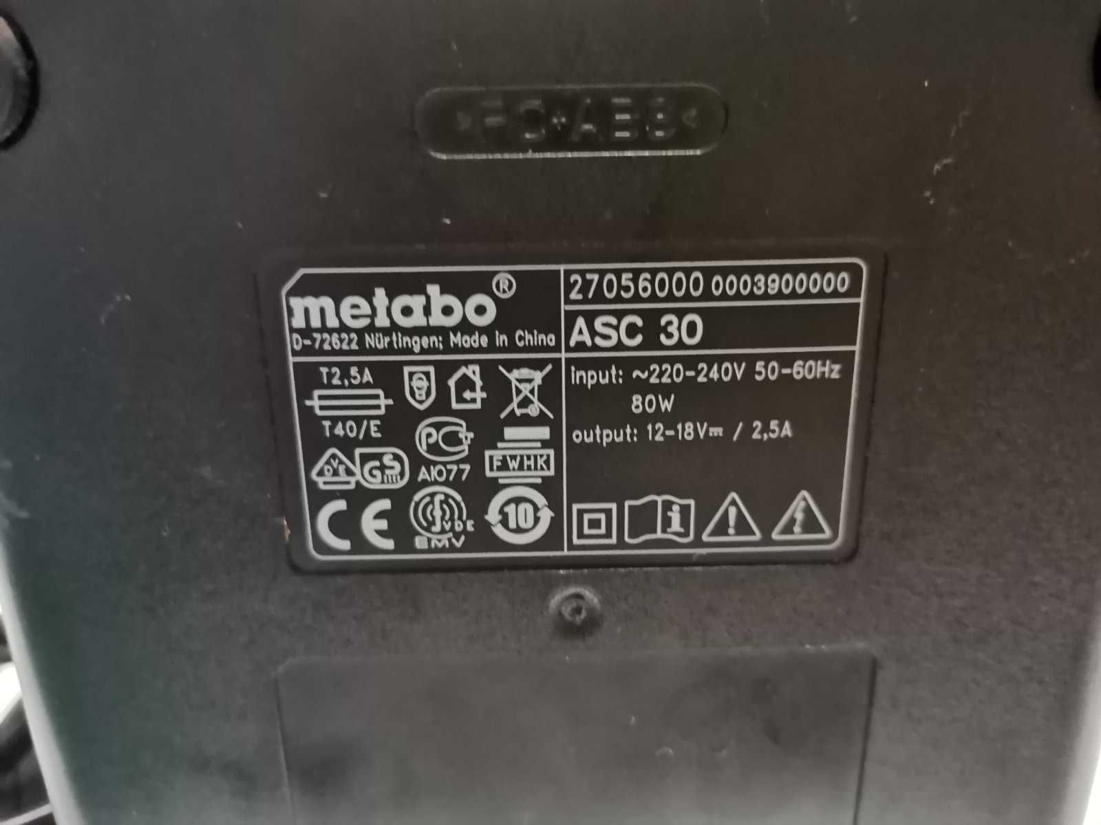 Зарядно устройство Metabo ASC 30