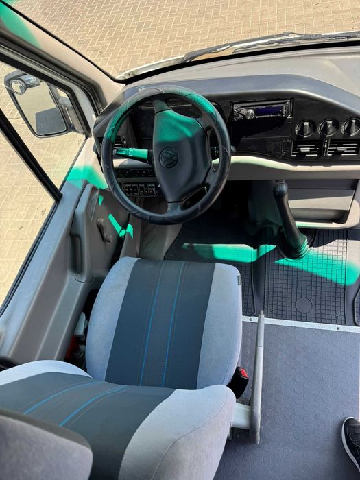 LT46. MOTOR 2.8 2006