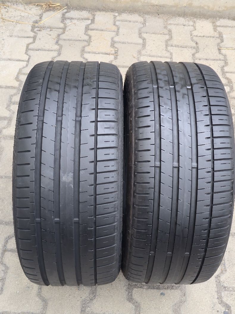 245 40 18 falken