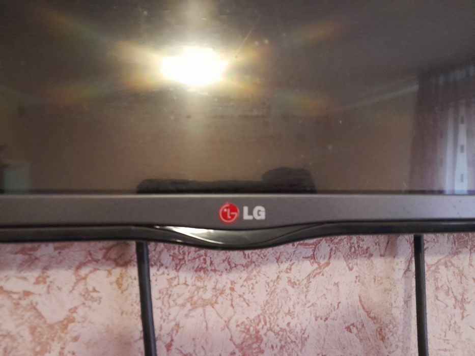 Продам телевизор