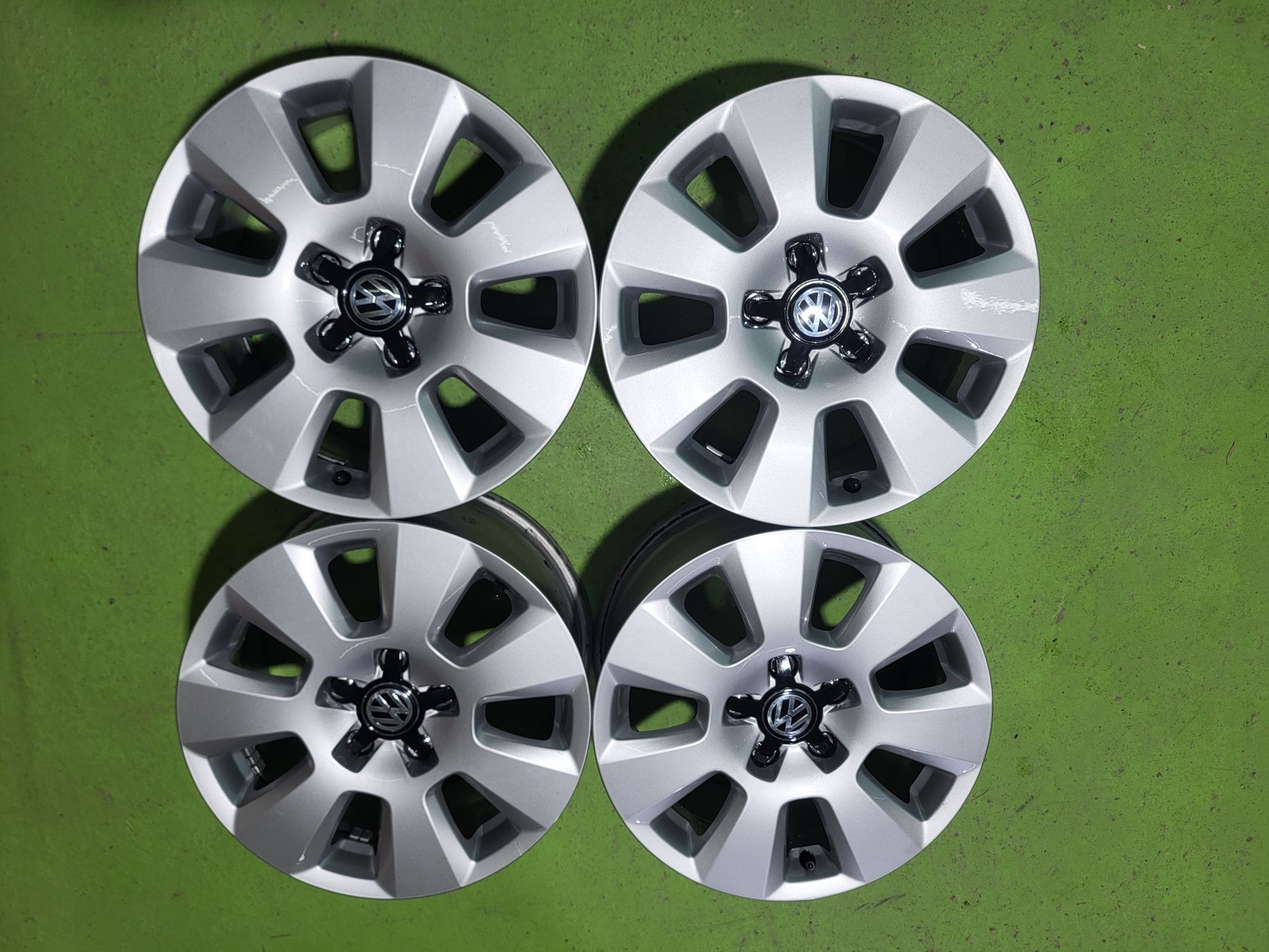 16 5x112 Vw Tiguan Passat Touran Caddy Golf 5x112 Skoda