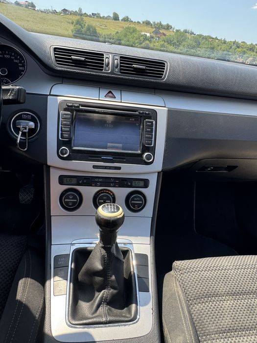Passat B6| 2.0 TDI | 170 hp| An 2010| culoare: negru| NEGOCIABIL