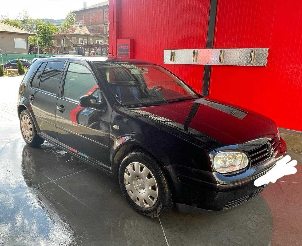 Продавам VW Golf 4 – 1.9 TDI - черен металик