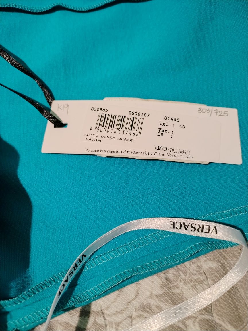 Rochie gamă de lux Gianni Versace, mărime 40 Italiana, noua