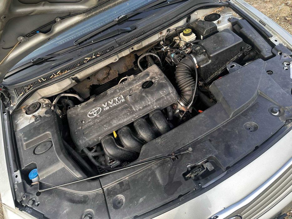 На части Toyota Avensis 1.8 VVT-i 129 к.с. автомат (2004–2008)