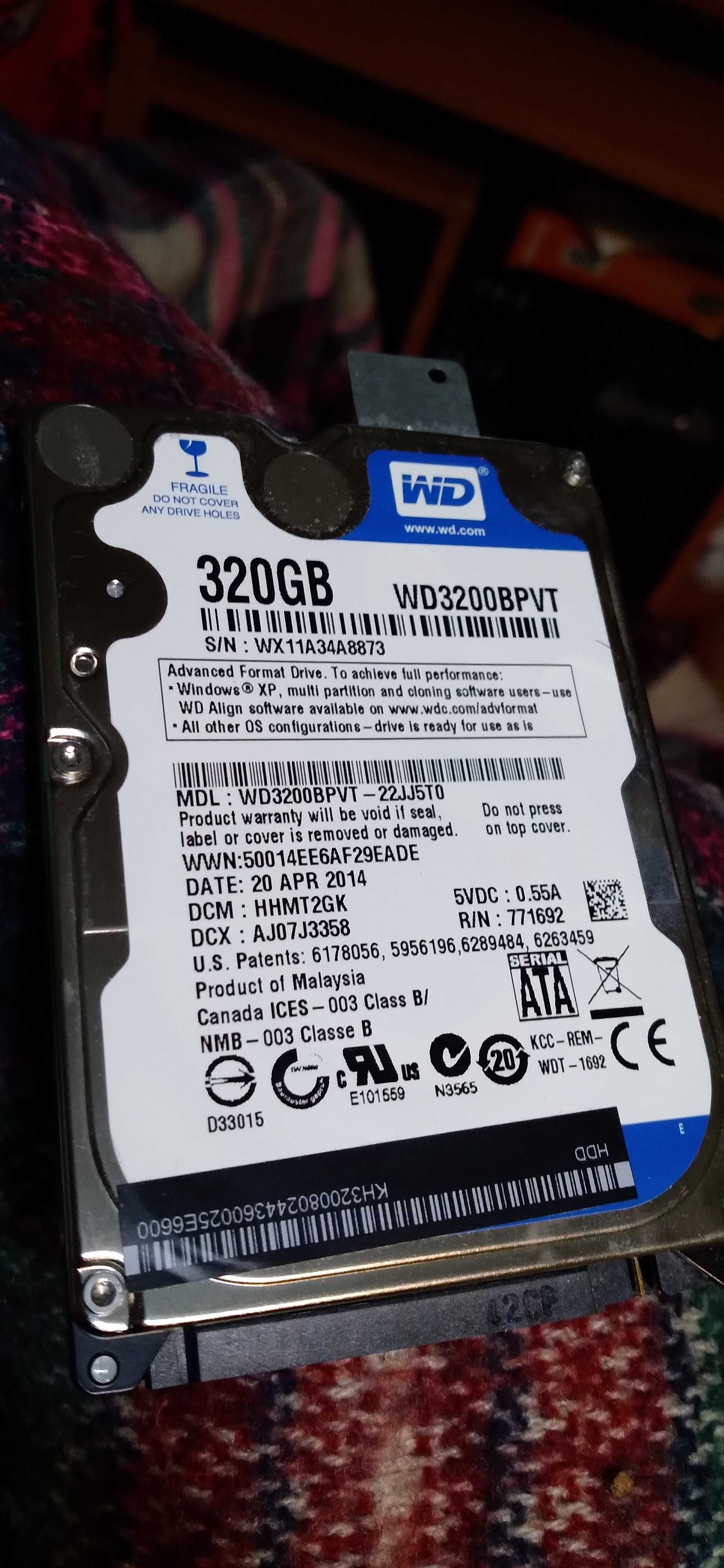 hard disc laptop de 320gb +memorie laptop 2 G