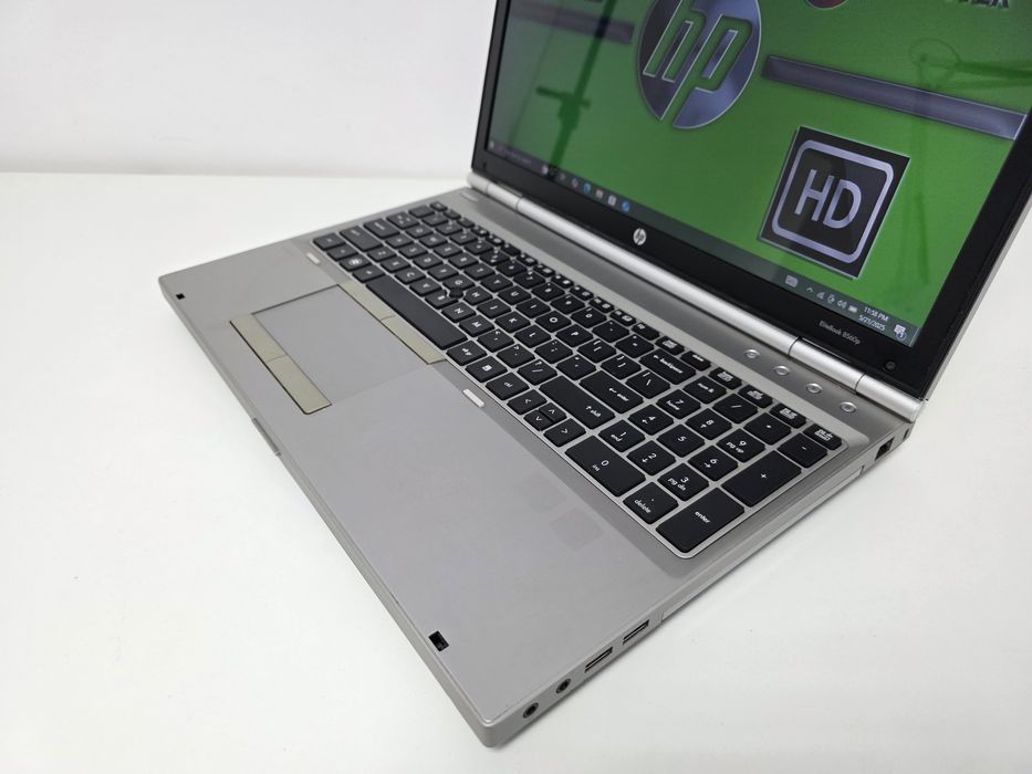 Laptop HP Elitebook i7 16gb 15.6 SSD full metalic. Garantie 1 an