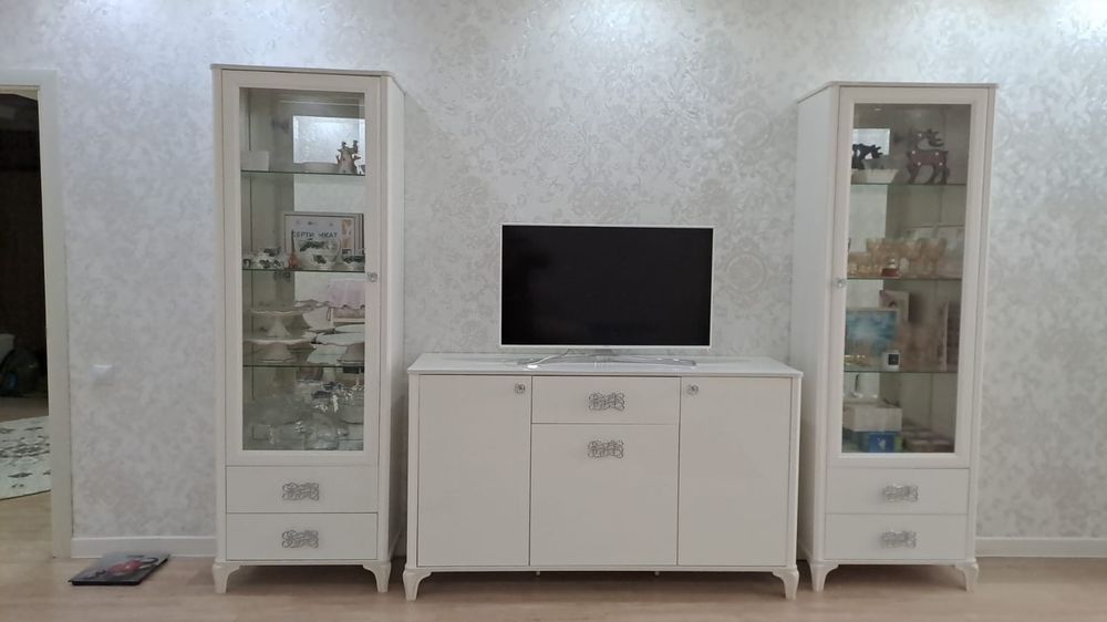 Продается гостинная с мебельного салона Шатура