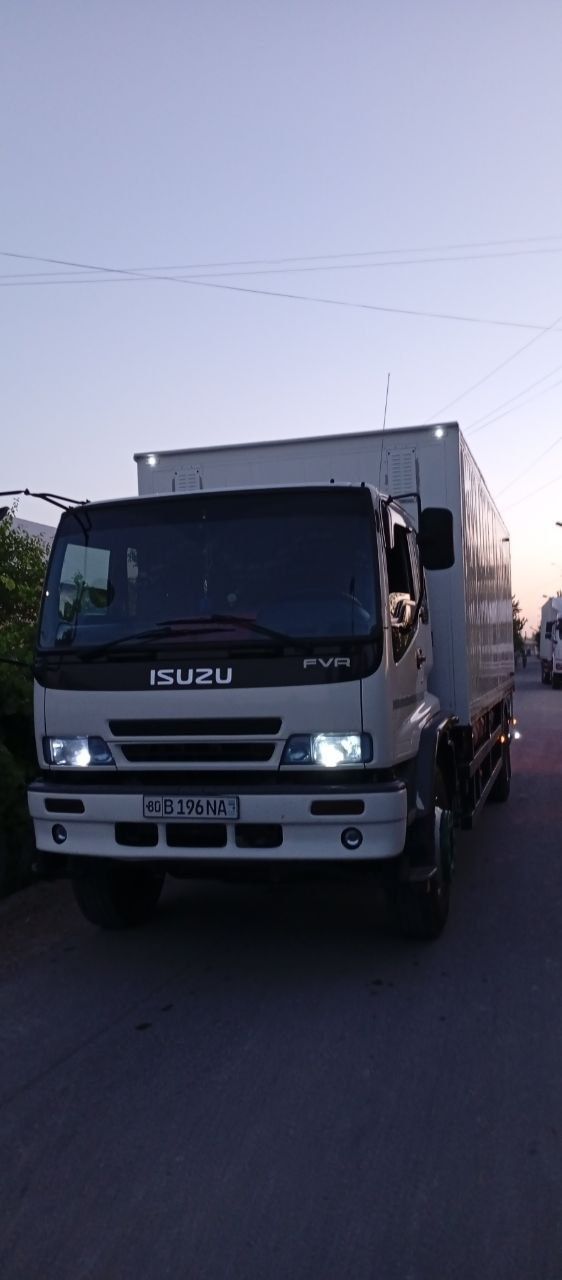 Isuzu 10 tonnalik radnoy (срочно)
