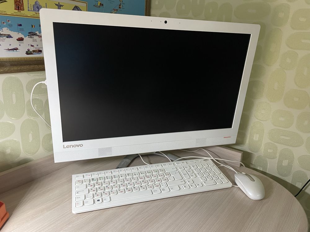 Моноблок Lenovo ideacentre aio 300