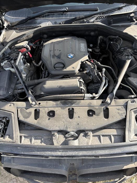 Dezmembrez bmw 520 f11 lci facelift motor b47 f30 f10