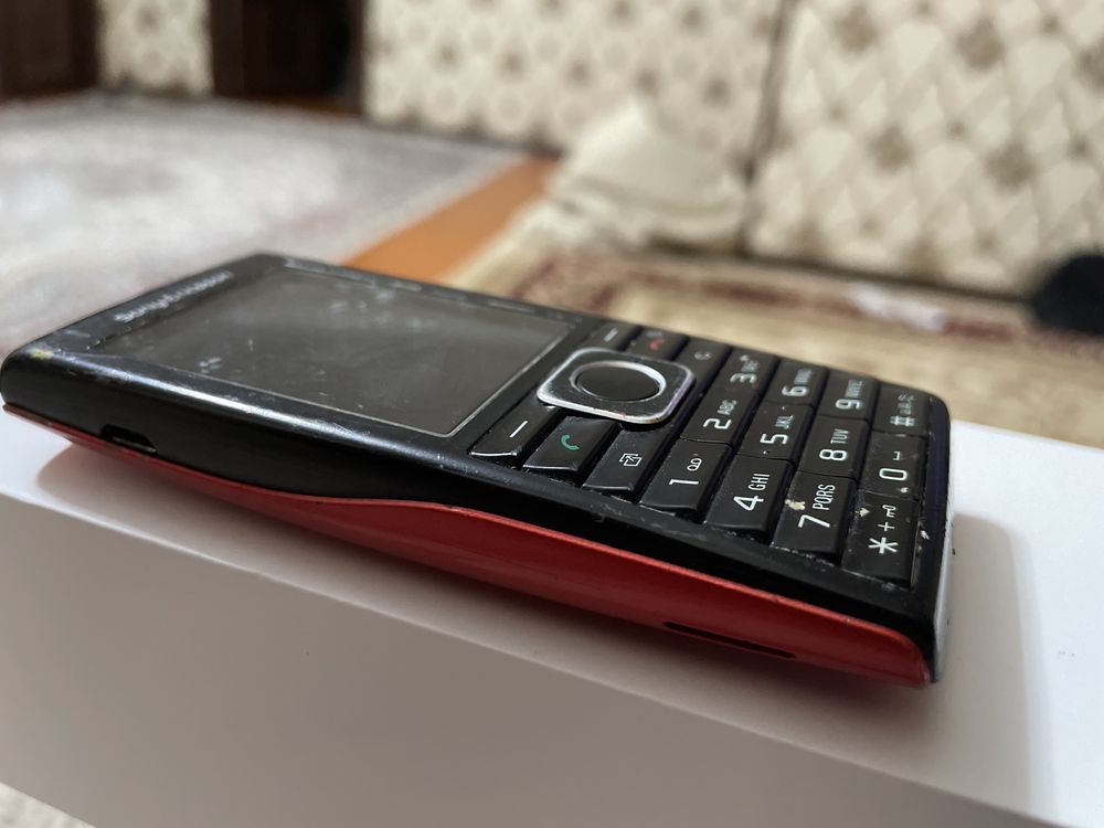 Sony Ericsson red coloured