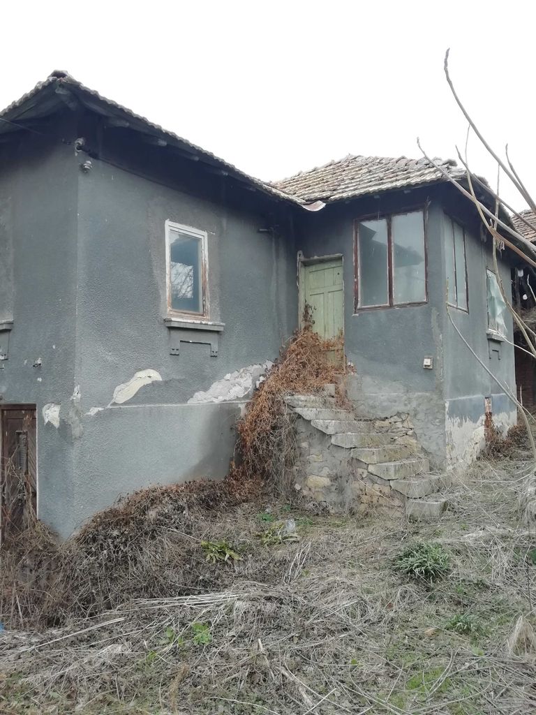Продава се Къща в с. Руска Бела, Област Враца - 80 кв.м за 160 €/кв.м - Снимка #3