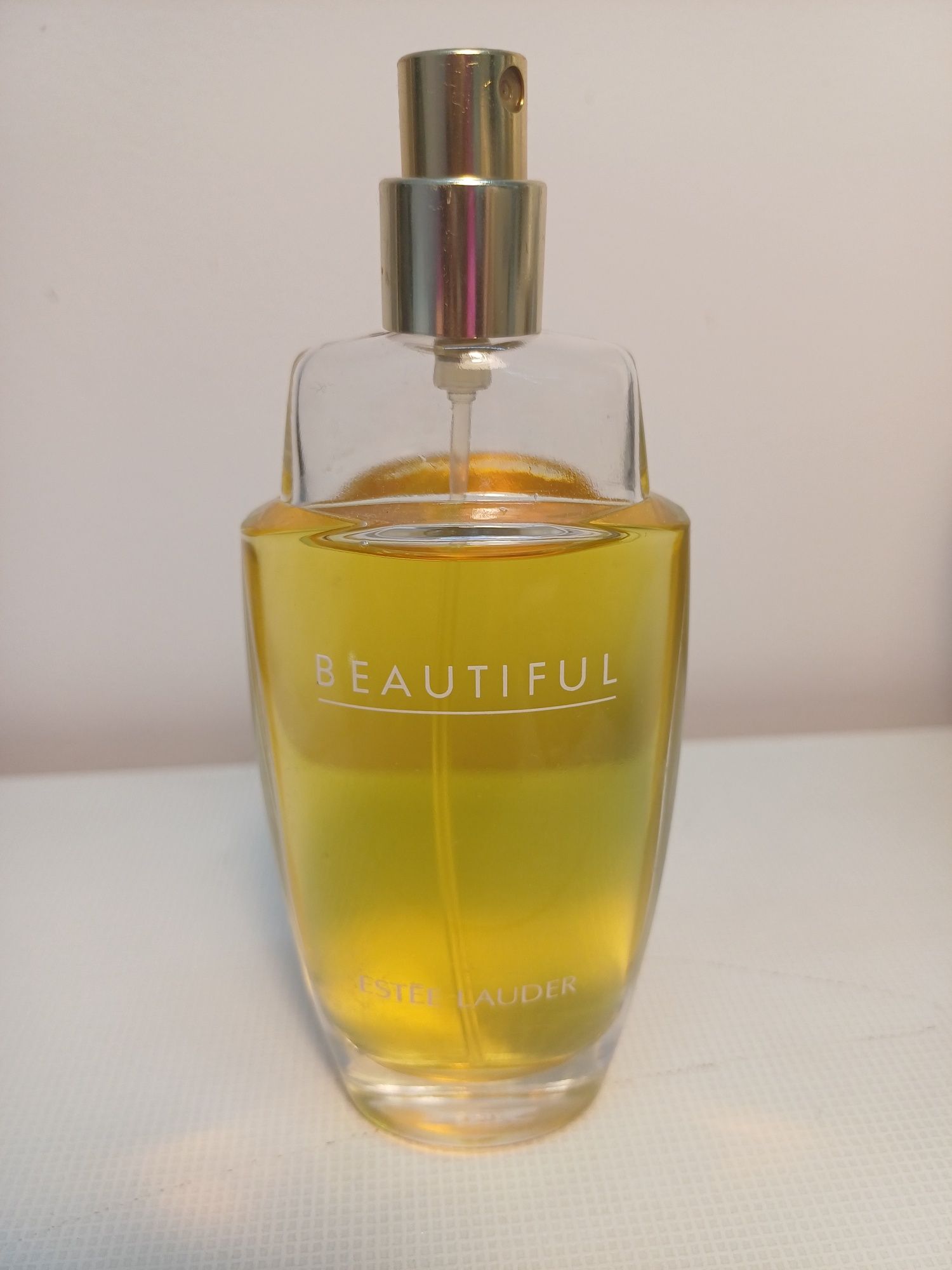 Apa de parfum Estee Lauder  Beautiful  75 ml. Original.