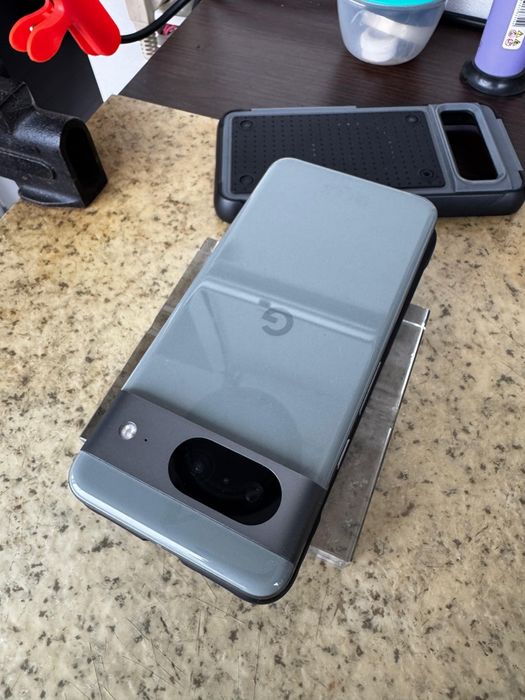 Telefon Google Pixel 8