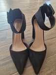 Pantofi cu bareta 37