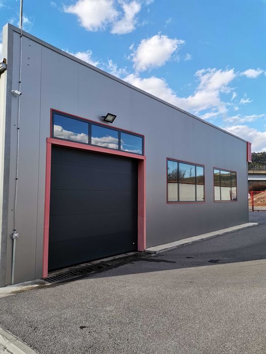 Дава се под наем Склад в Велинград - 244 кв.м за 2550 € - Снимка #2