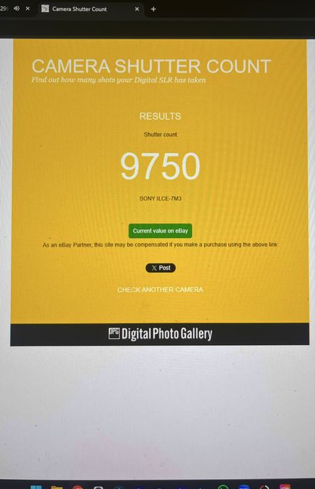 Sony A7 III body — 9.750 cadre, curea originală, baterie și încărcător