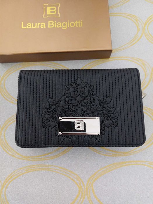 портфейл Laura Biagiotti – черен, елегантен дамски модел