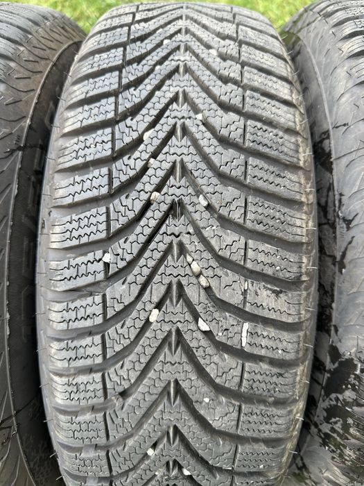 Anvelope iarna 175/65/14 2023 impecabile cu jante mazda 2