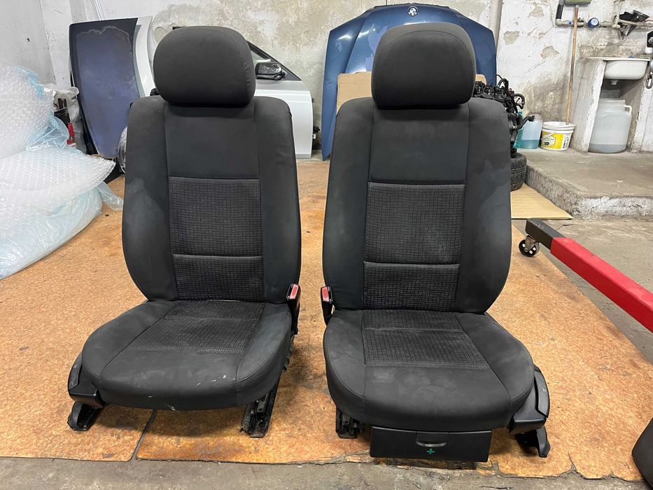 Фейсов салон за BMW E46 (седан)